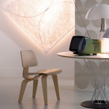 Kite Wall & Ceiling Light