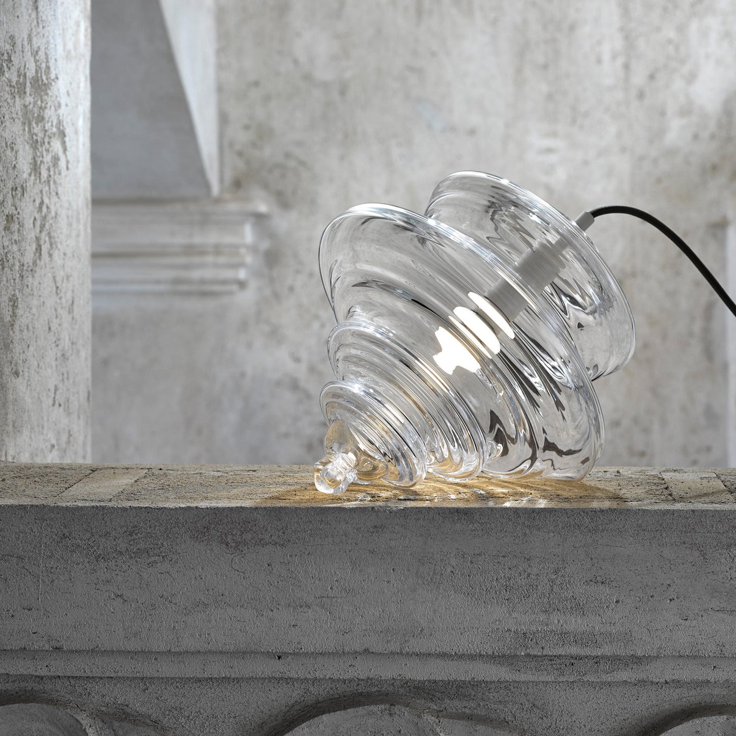 Toupie Pendant Light