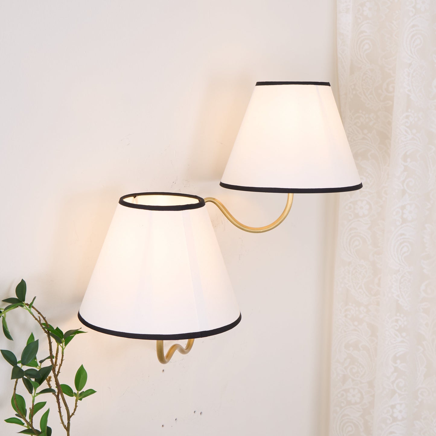 Contour Wall Sconce
