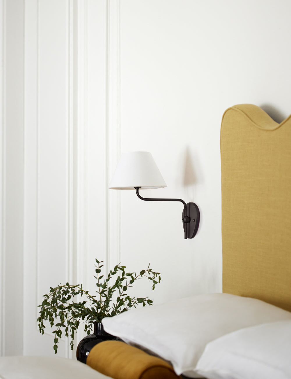 Contour Wall Sconce