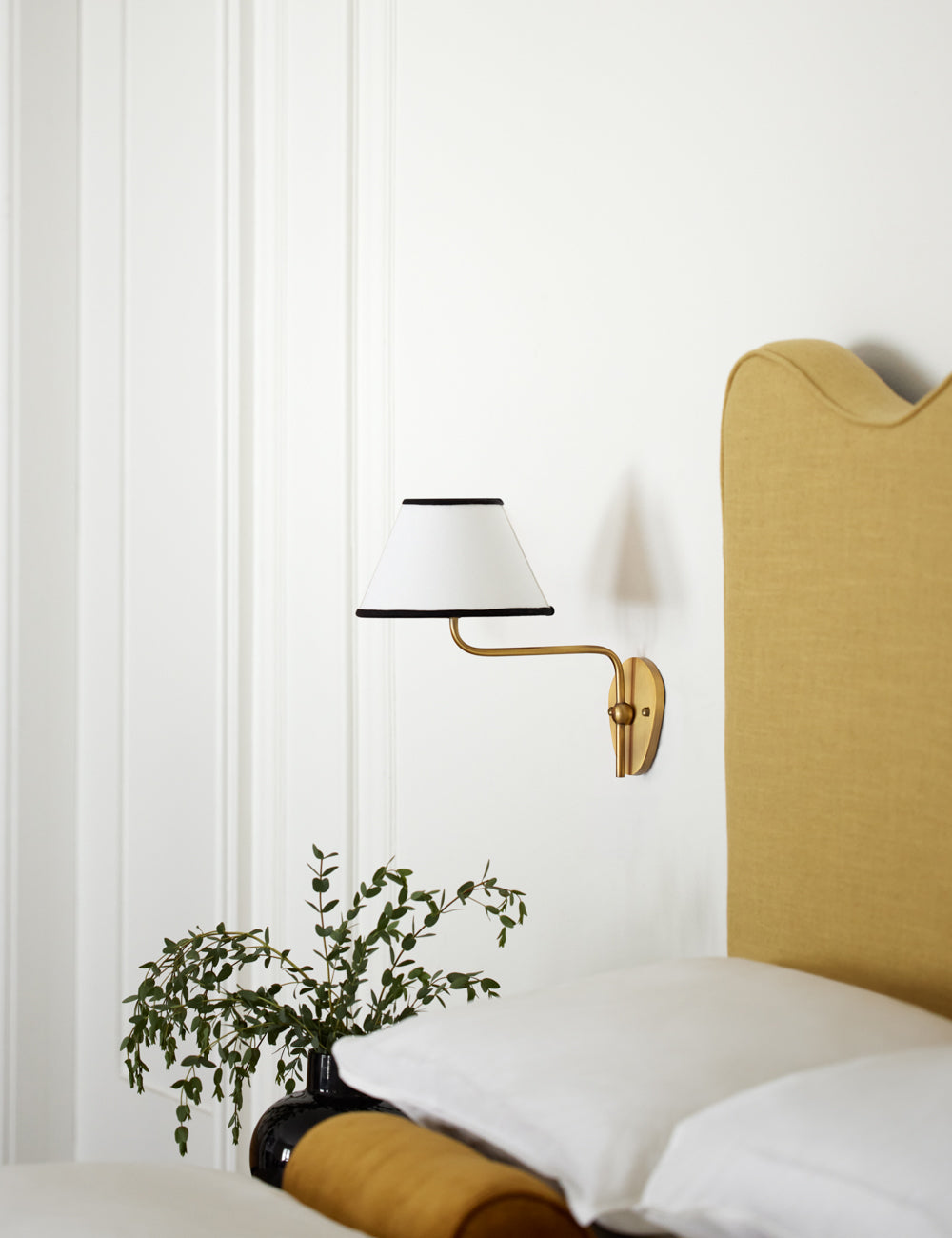 Contour Wall Sconce