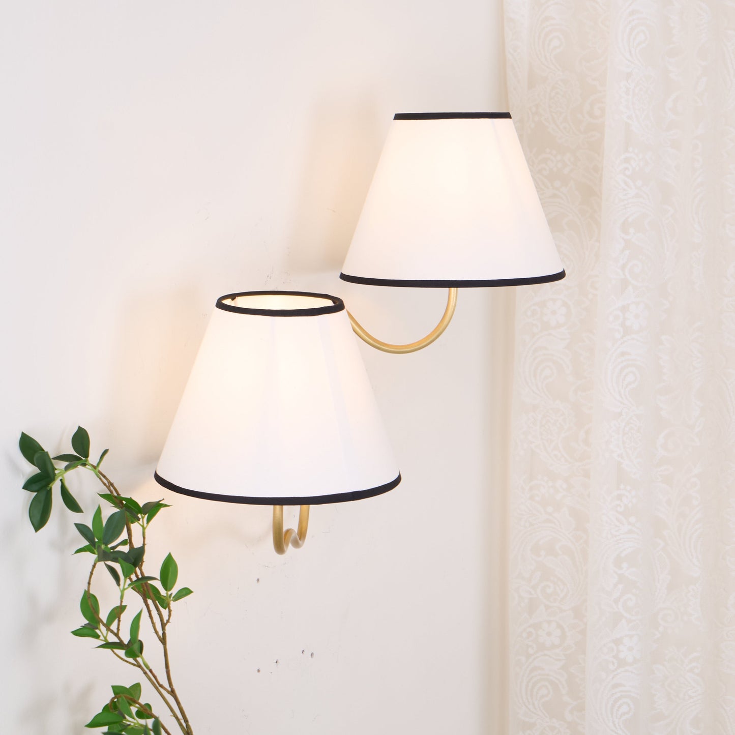 Contour Wall Sconce