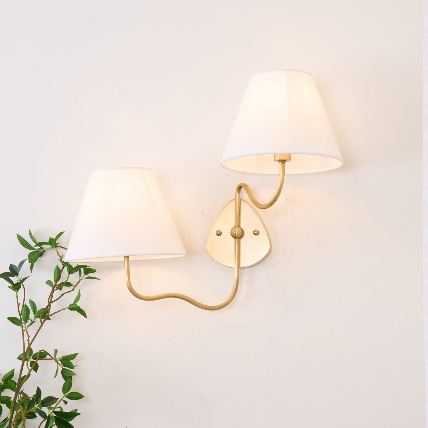 Contour Wall Sconce