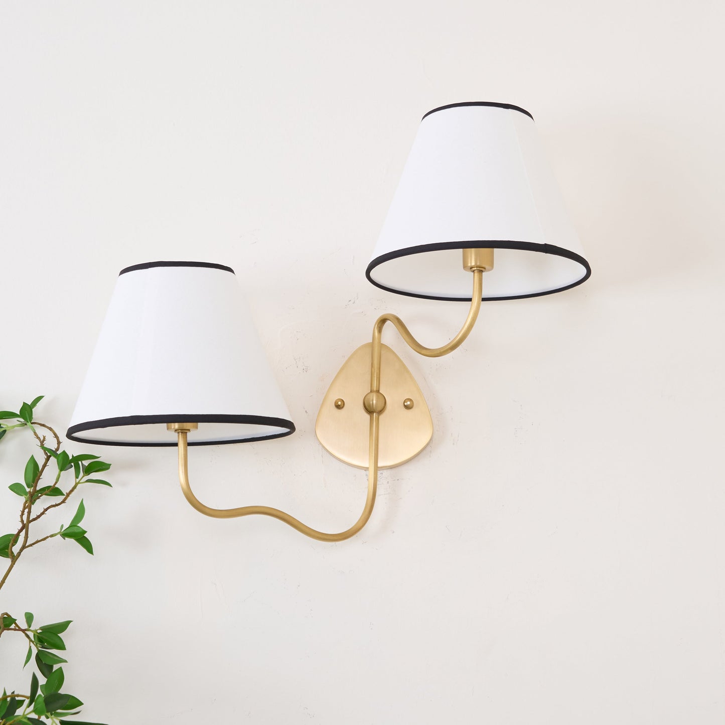Contour Wall Sconce