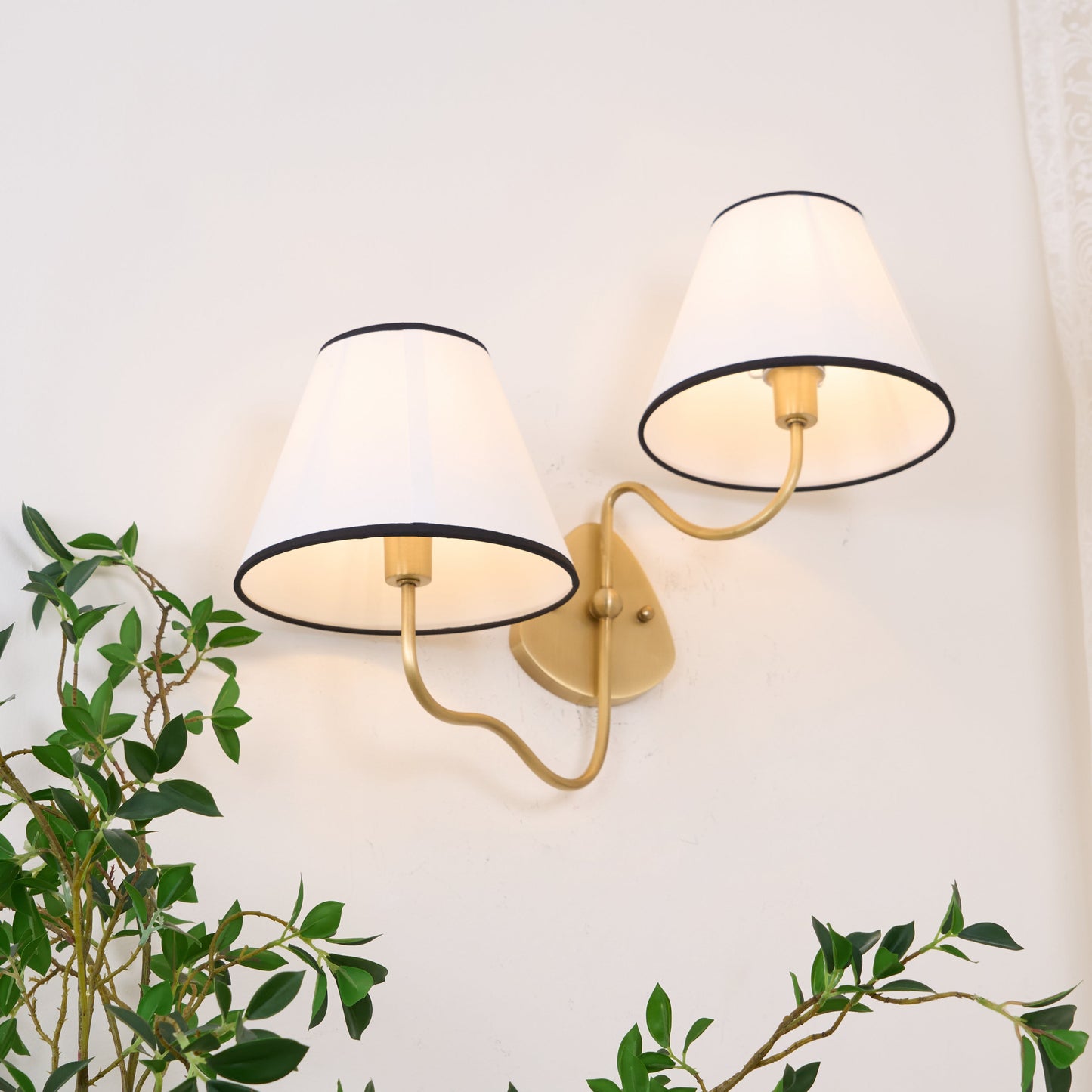 Contour Wall Sconce