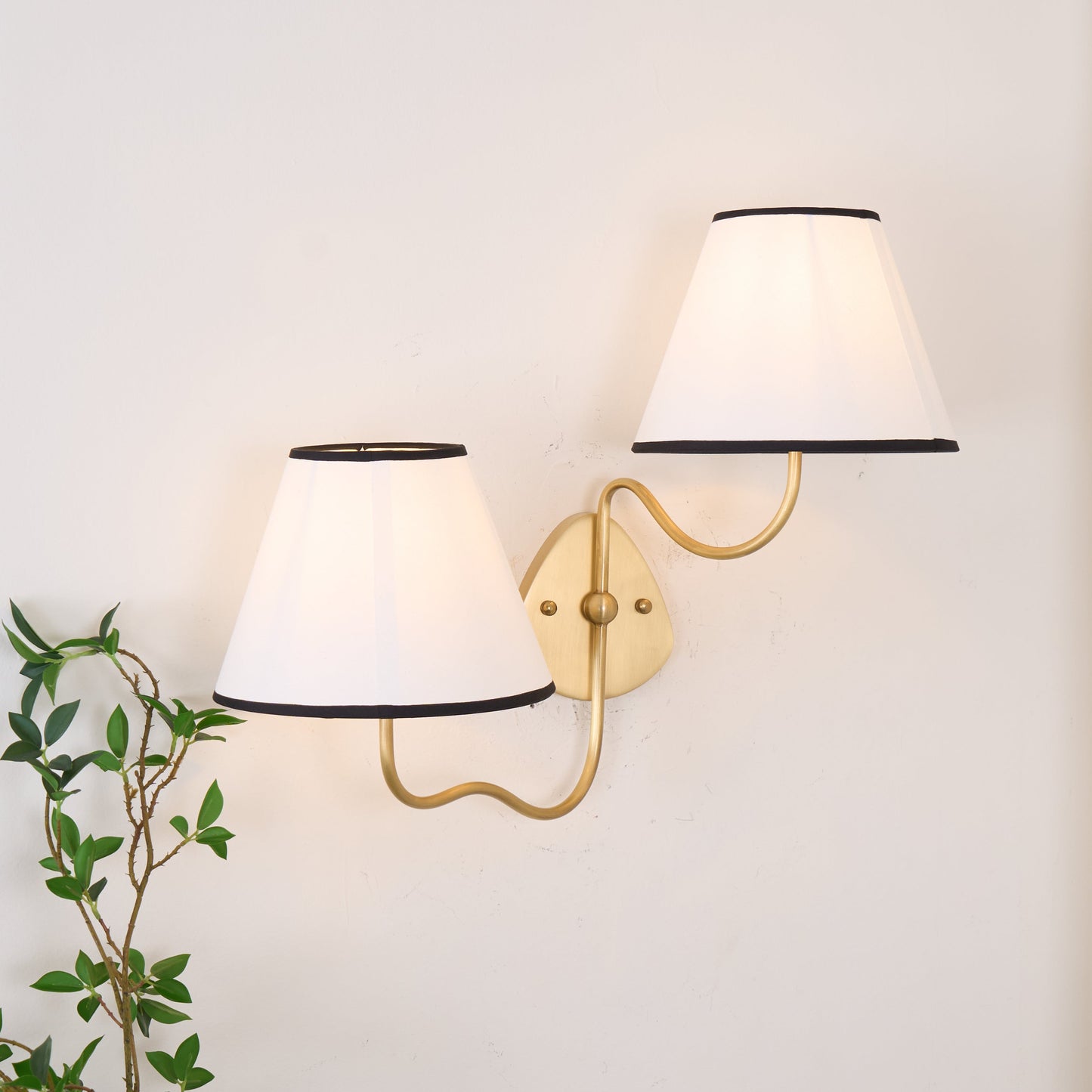 Contour Wall Sconce