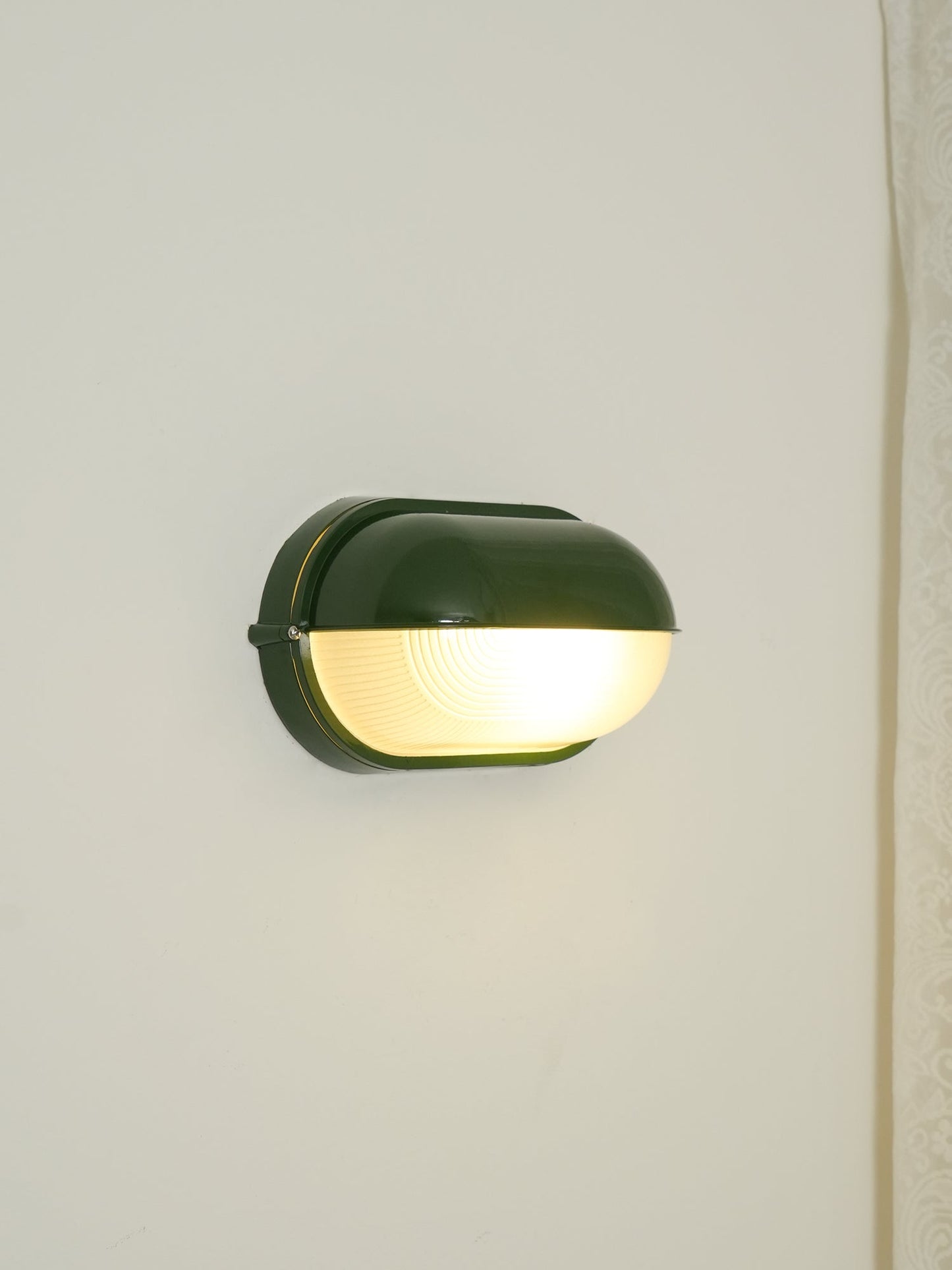 Reeve Outdoor Bulkhead Light