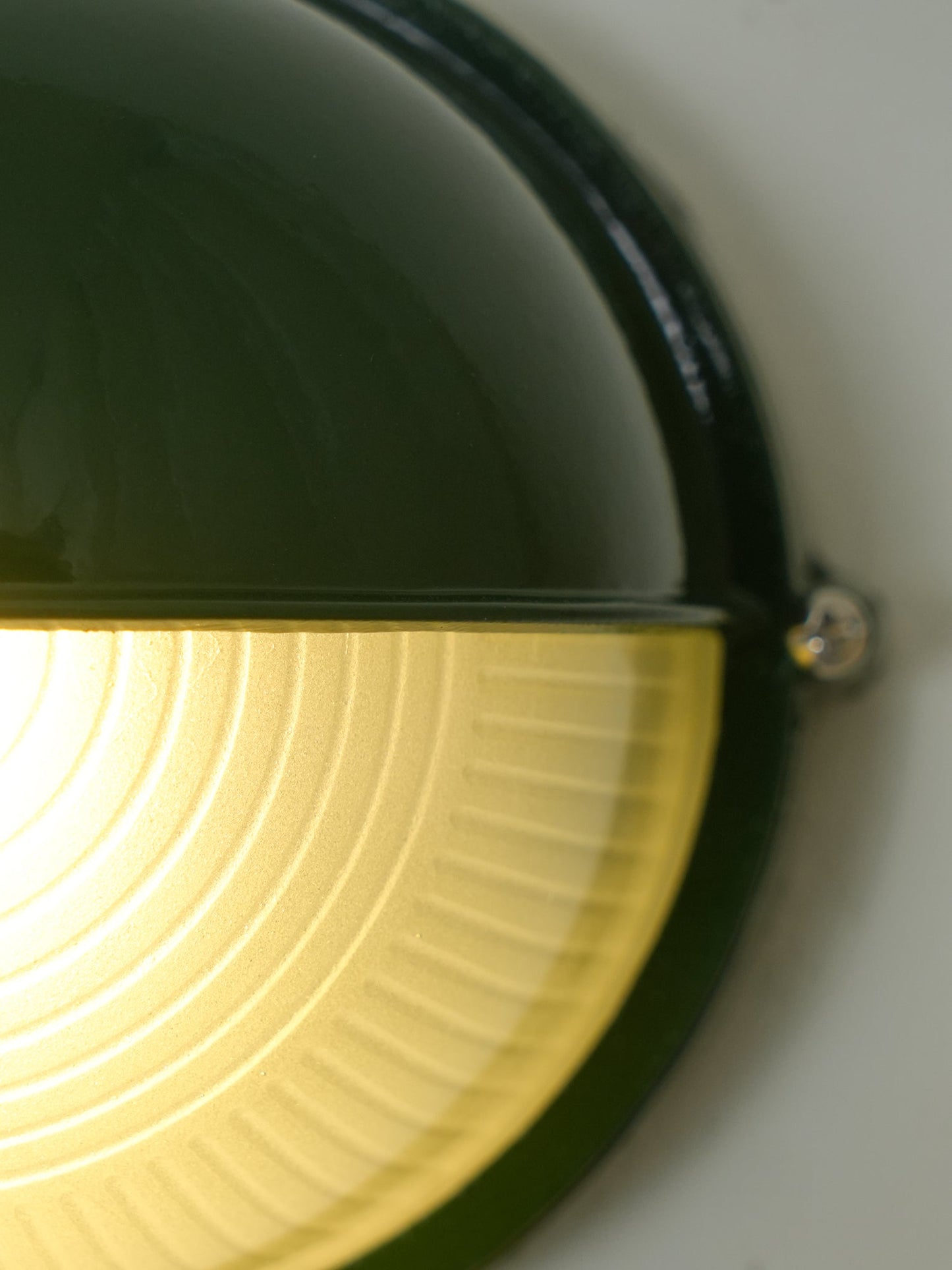 Reeve Outdoor Bulkhead Light