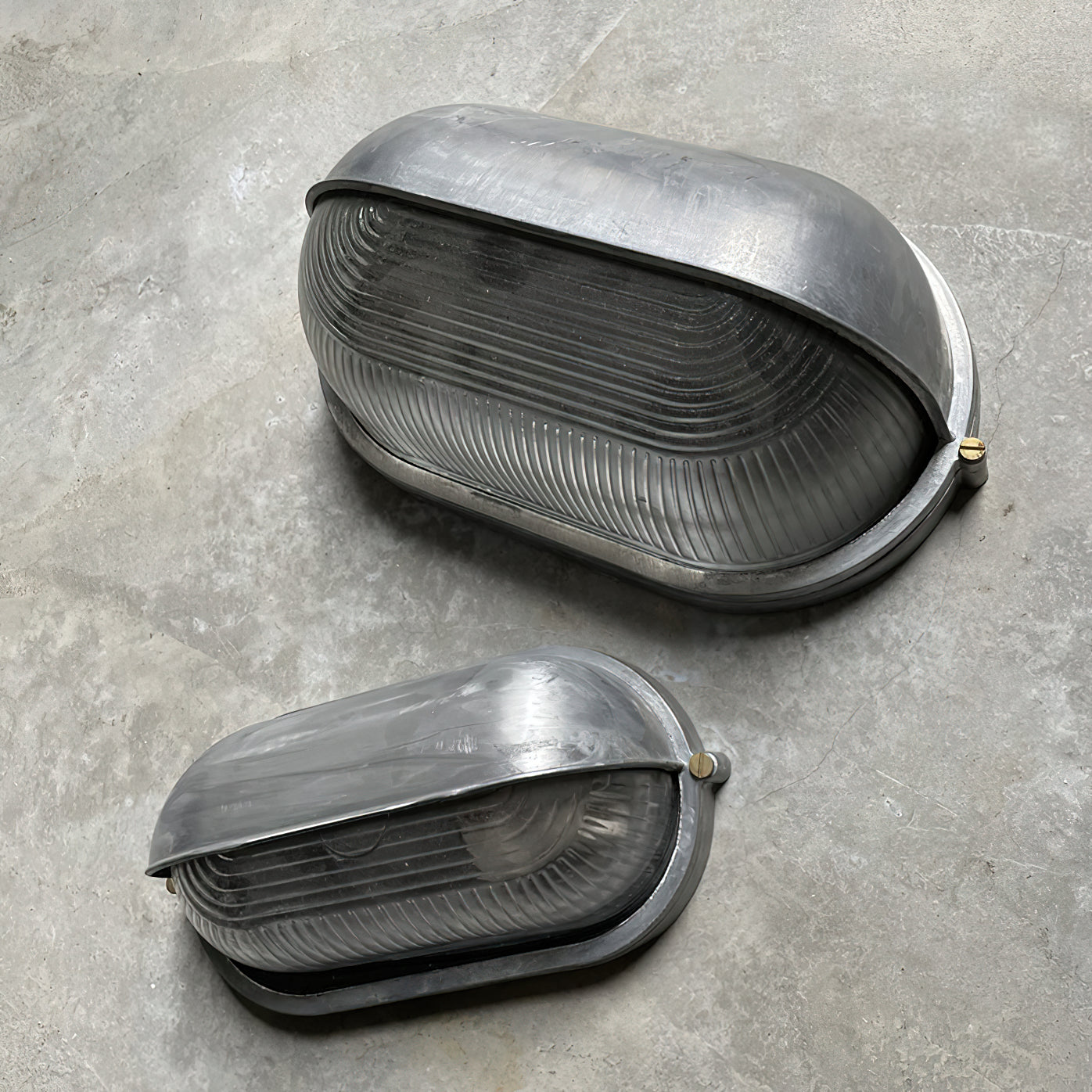 Reeve Outdoor Bulkhead Light