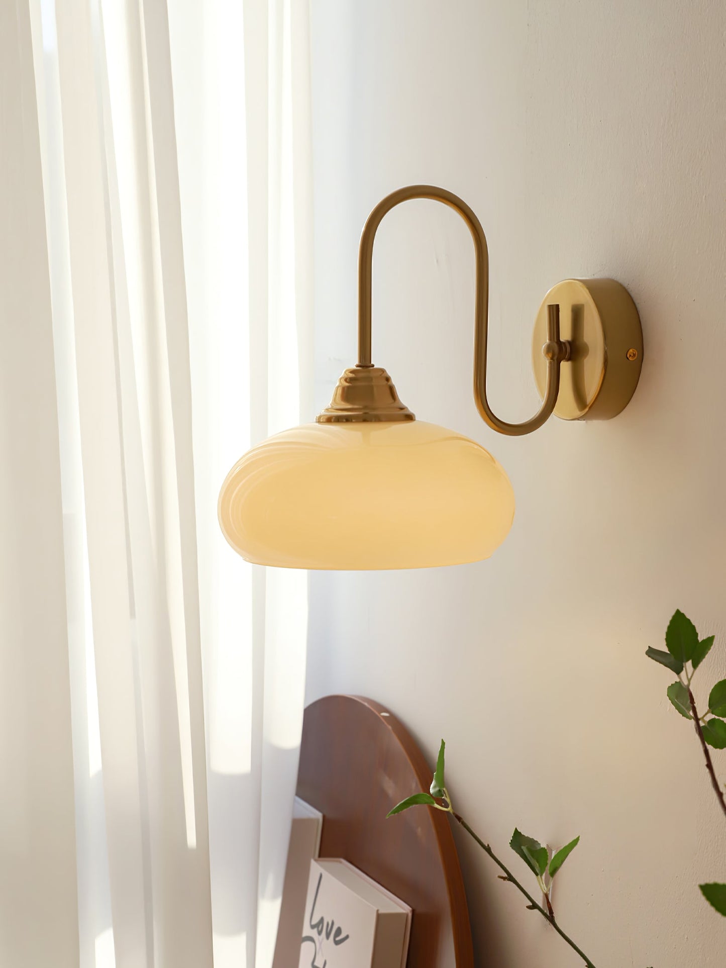 Aurore Brass Wall Sconce