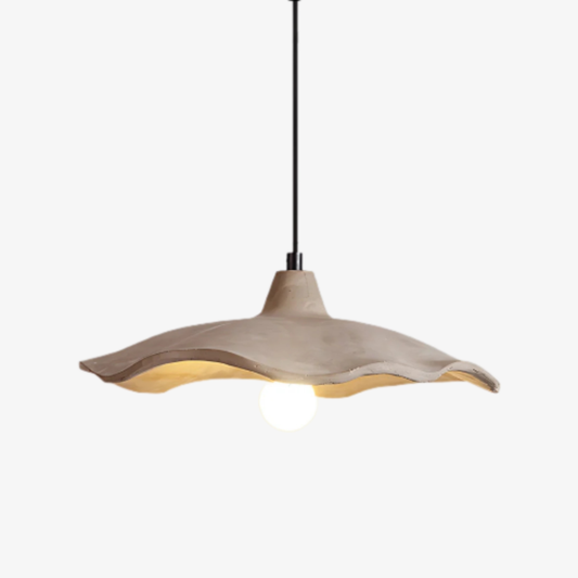 Pendelleuchte mit welligem Zementschirm – Modernes Wabi Sabi Grau