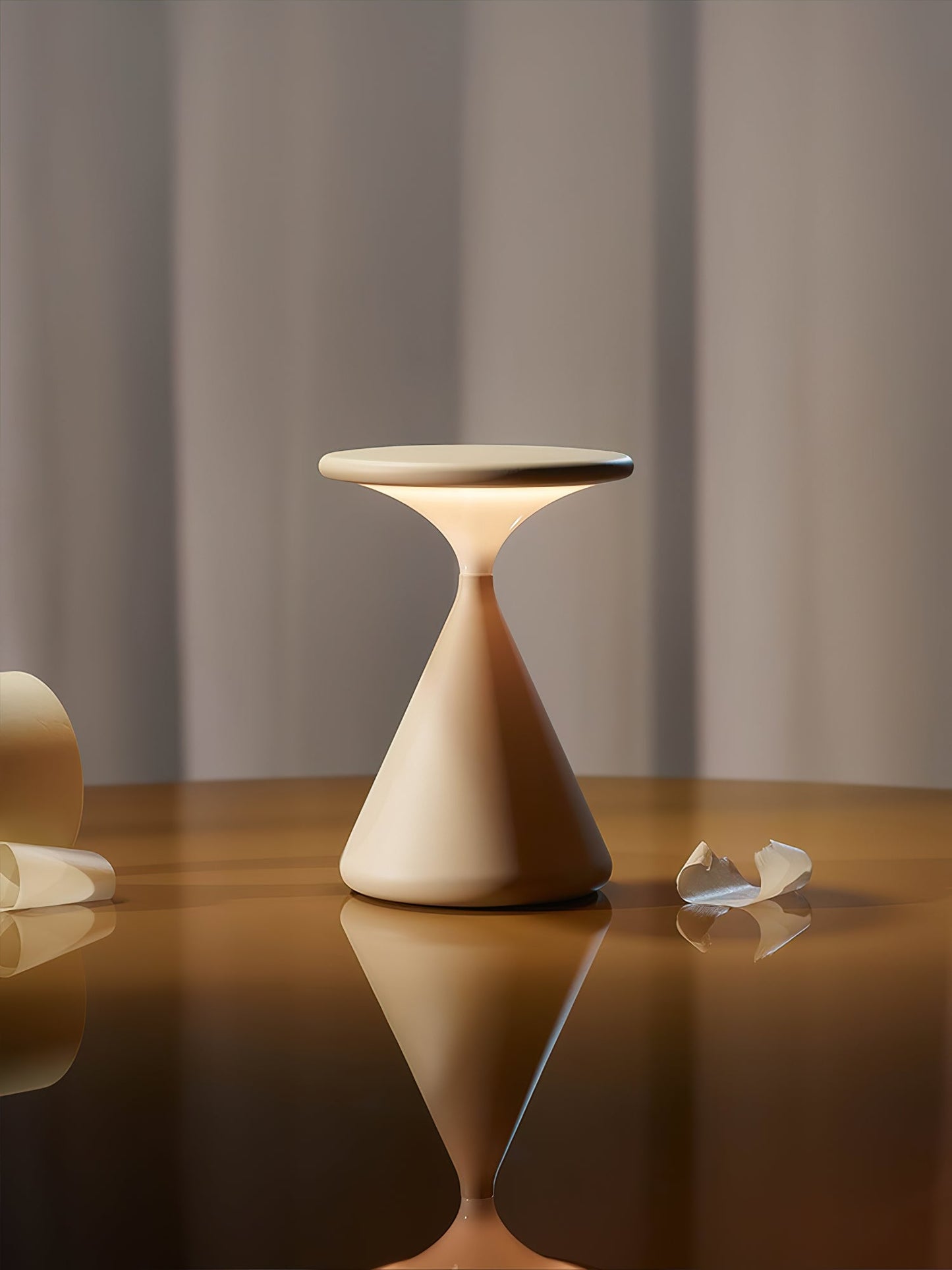 Vespera Portable Lamp