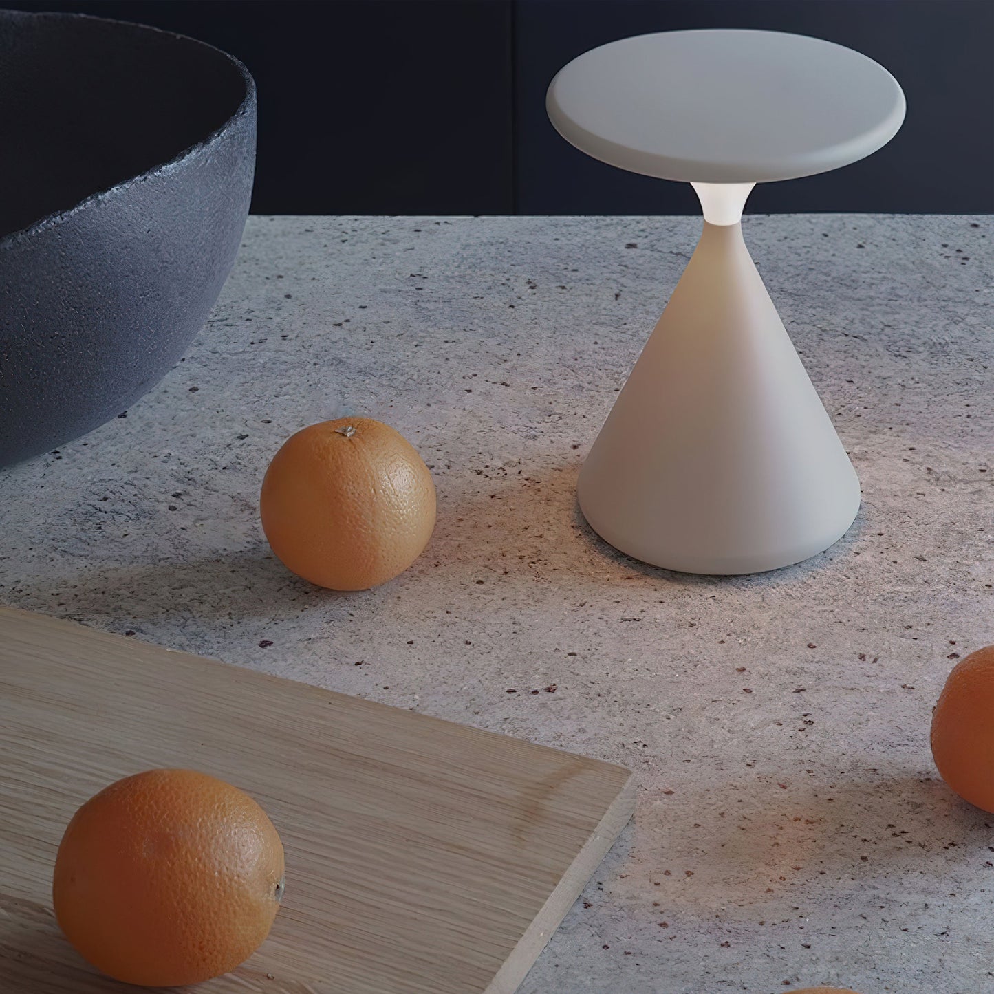 Vespera Portable Lamp