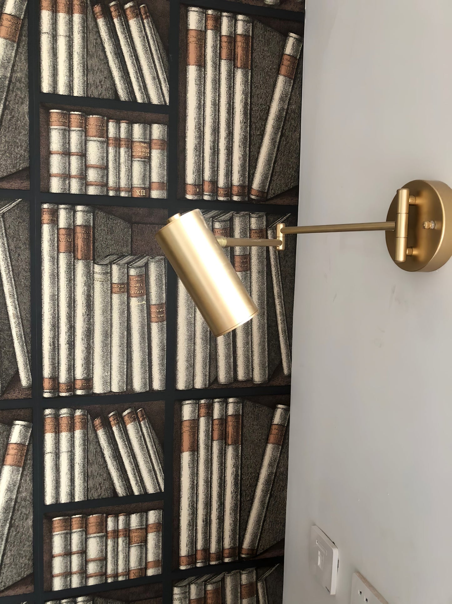 Stylus Wall Sconce
