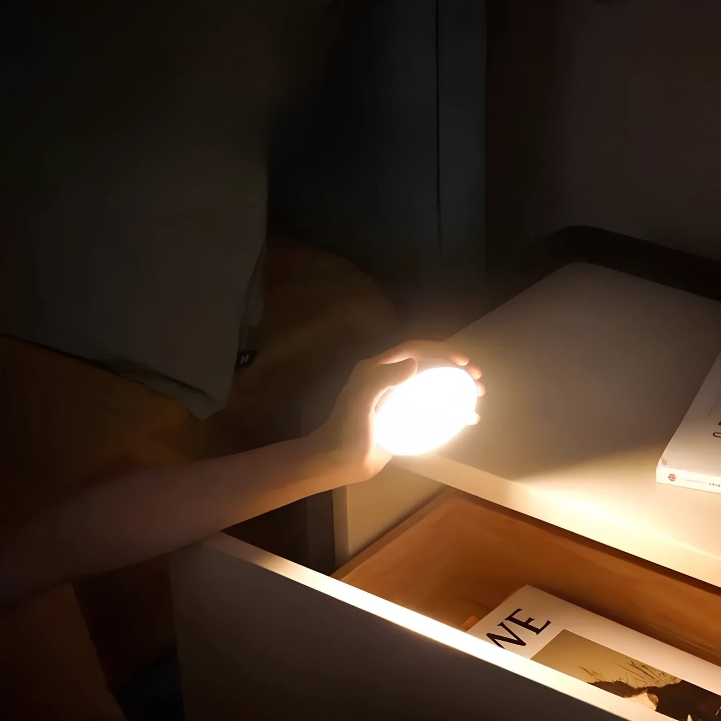 Dot Easy-Stick Motion Light