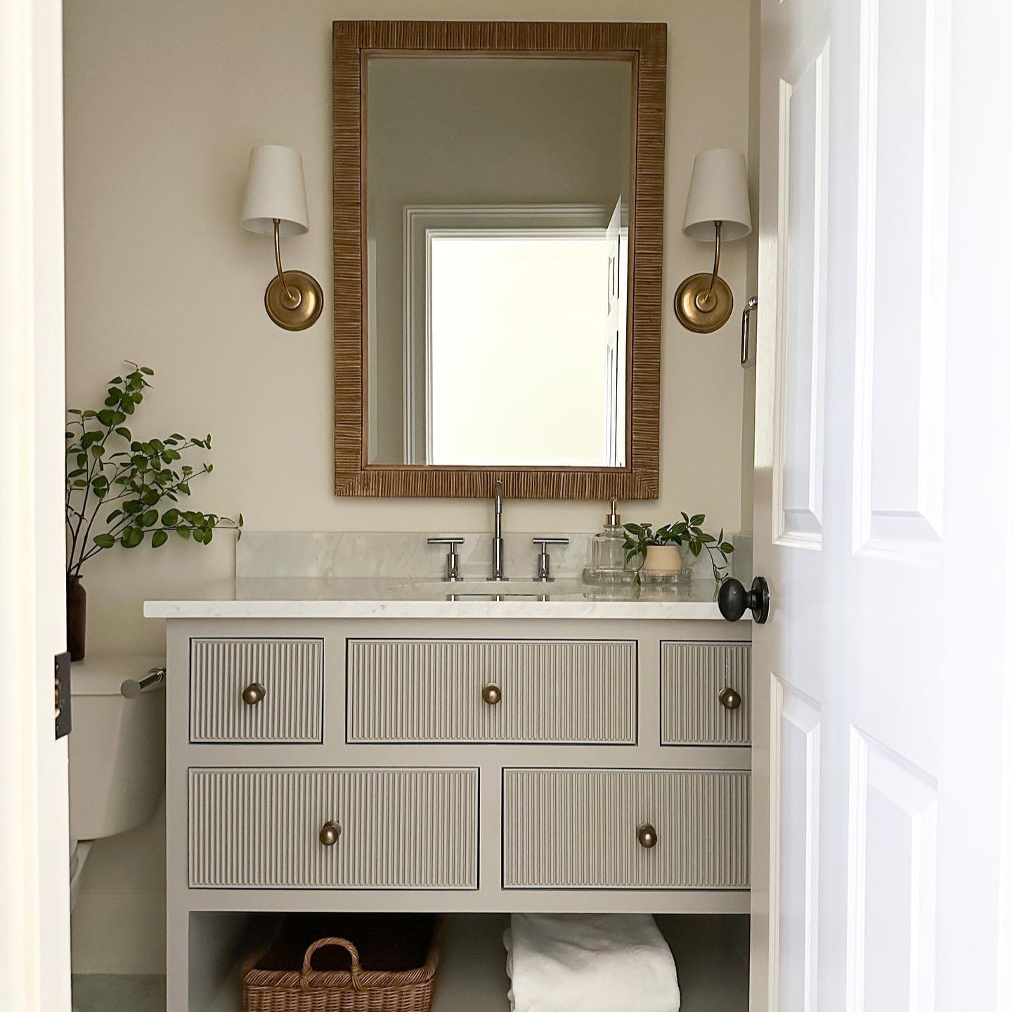 Cadence Sconce - Single