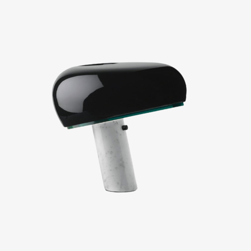 Architektonische Marmor-Basis-Akzentlampe – Minimalistische glänzende Steinsäulenleuchte
